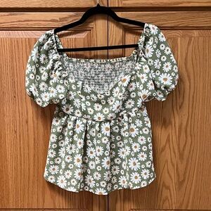 SHEIN Green Floral Puff Sleeve Blouse, EUC, Size 4